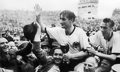 Μια ζωή σαν μυθιστόρημα στην κορυφή του κόσμου