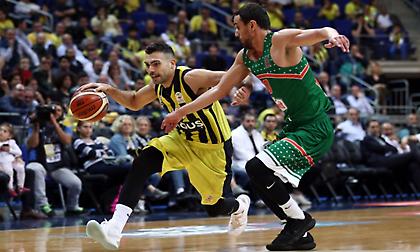 «Καθάρισε» με Σλούκα η Φενέρμπαχτσε