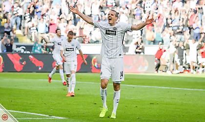 Τέλος εποχής για Μάιερ στην Άιντραχτ Φρανκφούρτης