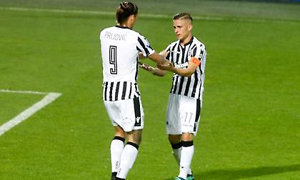 Μπορεί να λέει το «πωλείται» χωρίς να κομπιάζει!