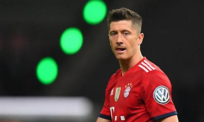 Ζάχαβι: «Ο Λεβαντόφσκι θέλει μια νέα πρόκληση, η Μπάγερν το ξέρει»