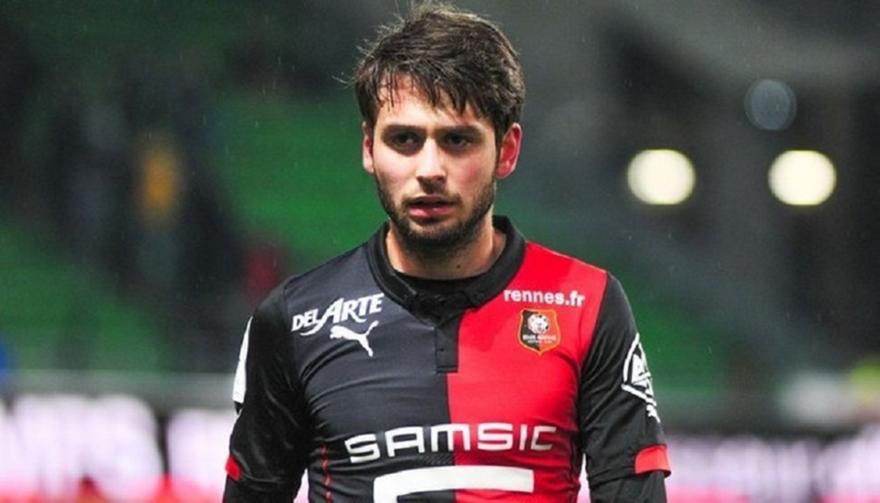 Νικολακόπουλος: «Τώρα πάει για άλλες πέντε μεταγραφές ο Ολυμπιακός»