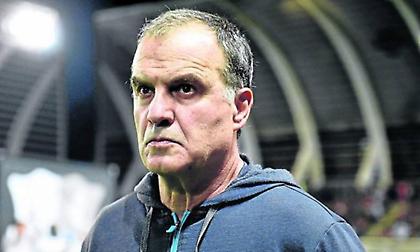 Το «μπαμ» με Μπιέλσα ψάχνει η Λιντς