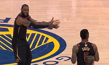 Το «έγκλημα» του Τζέι Αρ Σμιθ που… τρέλανε τον Λεμπρόν (video)