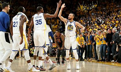 Αυτοχειρία Καβαλίερς, 1-0 οι Γουόριορς