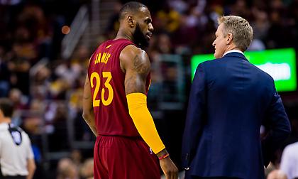 Η ατάκα του Κερ για τον Λεμπρόν που έδωσε τροφή στις συγκρίσεις με τον Τζόρνταν