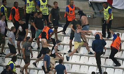 Σε μαύρη λίστα 450 χούλιγκαν ενόψει Μουντιάλ