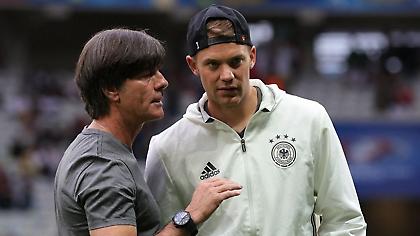 Λεβ: «Θα αποφασίσουμε την Κυριακή για Νόιερ»