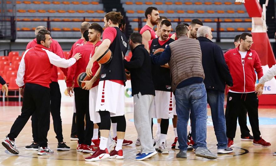 Χωρίς απρόοπτα και με Αγγελόπουλους η προπόνηση του Ολυμπιακού