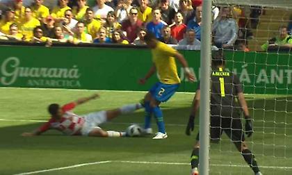 «Εγκληματικό» τάκλιν του Κράμαριτς στον Τιάγκο Σίλβα (video)