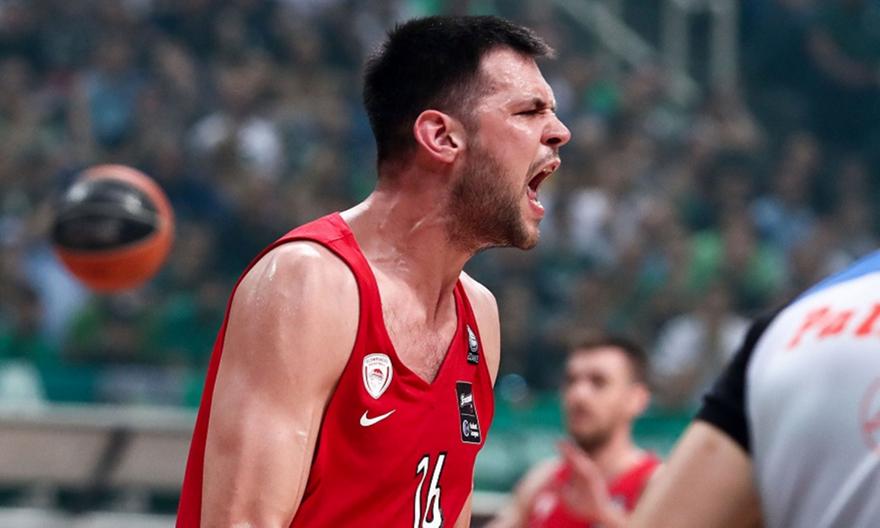 Παπανικολάου: «Χαμηλά το κεφάλι για να συνεχίσουμε δυναμικά»