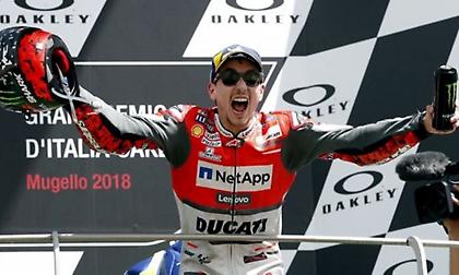 Πρωτιά για Λορένθο στην Ιταλία