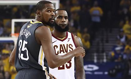 Κι άλλη ιστορική επίδοση από Λεμπρόν