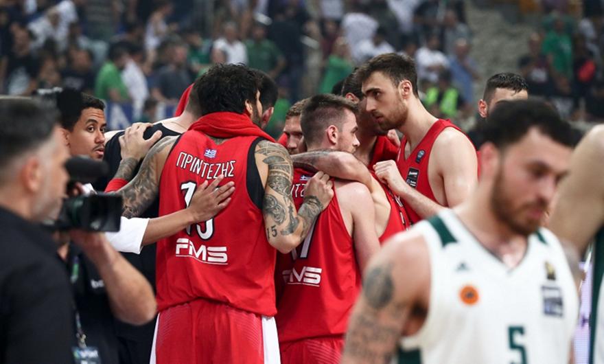 Ο Ολυμπιακός είναι εδώ!