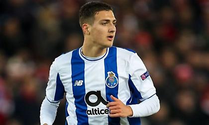 Μία ανάσα από την Μάντσεστερ Γιουνάιτεντ o Νταλό