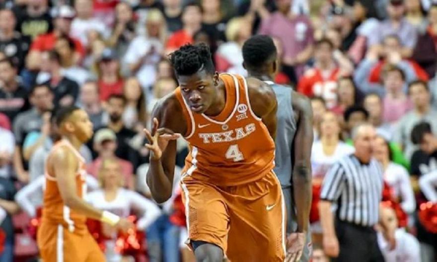 Μο Μπάμπα: Άνοιγμα χεριών 2.40 μέτρα και τρομερή επίδοση στην ταχύτητα! (video)