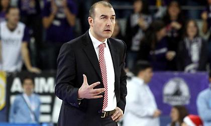 Από βοηθός… πρώτος στη Βαλένθια ο Πονσαρνάου