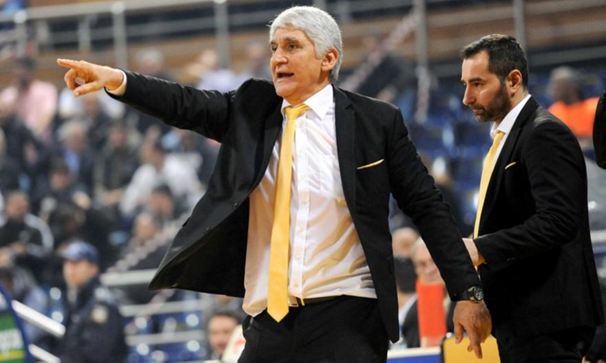 Γιαννάκης: «Θρηνούμε μια μεγάλη απώλεια για το ελληνικό μπάσκετ»