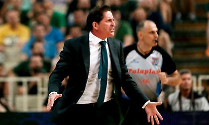 Πασκουάλ: «Συναισθηματικό παιχνίδι για εμάς, χαρούμενοι για τη νίκη»