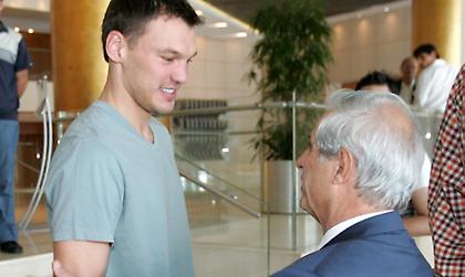 Σάρας: «Ελπίζω να πάρει το πρωτάθλημα ο Παναθηναϊκός για τον Παύλο»!