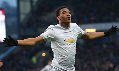 Δεν πουλάει τον Μαρσιάλ η Μάντσεστερ Γιουνάιτεντ