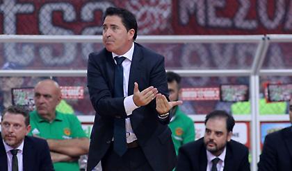 Πασκουάλ: «Κάναμε πάρα πολλά λάθη για ένα τέτοιο παιχνίδι»