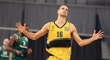 Προσφυγή κατά Άρη ο Μούρτος