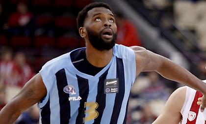 Από τον Κολοσσό στην Ολίμπια Λιουμπλιάνας ο Τζόουνς