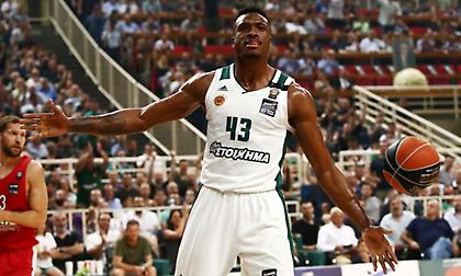 Γιάννης σε Θανάση Αντετοκούνμπο: «Σήκωσέ το»