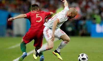 Διαμαρτύρονται για το πέναλτι στην Πορτογαλία οι Ισπανοί (video)