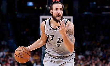 Ανοιχτό το ενδεχόμενο επιστροφής του Λοβέρν στην Ευρώπη