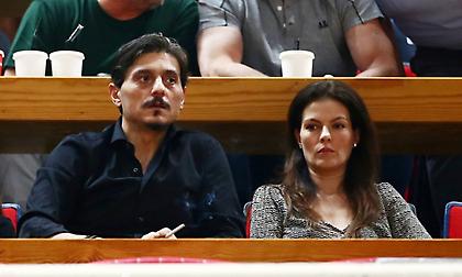 Στο ΟΑΚΑ ο Δ. Γιαννακόπουλος - Αγκαλιάστηκε με τον Θανάση και δάκρυσε