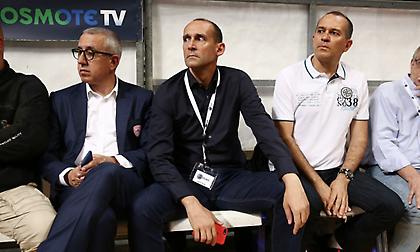 ΚΑΕ Ολυμπιακός: «Φίλαθλοι του ΠΑΟ με διαπιστεύσεις της ΚΑΕ έβριζαν τους παίκτες στη φυσούνα»