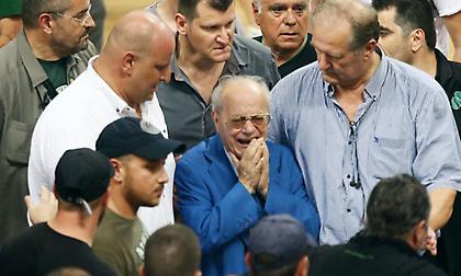 Συγκλόνισε ο Θανάσης Γιαννακόπουλος: «Ευχαριστώ όσους έφεραν αυτό το πρωτάθλημα για τον Παύλο»