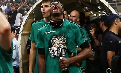 Αντετοκούνμπο: «Πάντα ήθελε να με δει πρωταθλητή ο πατέρας μου...»