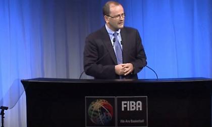 Μόνιμα στη FIBA ο Μπάουμαν