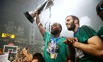 Το μήνυμα του Ρίβερς για το πρωτάθλημα και τα συγχαρητήρια Ντόντσιτς