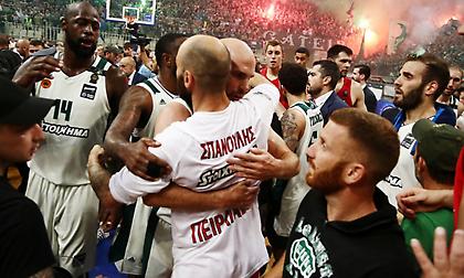 Τρομερή ατάκα οπαδού του Παναθηναϊκού σε Σπανούλη: «Σε βρίζουμε, αλλά σε αγαπάμε» (video)