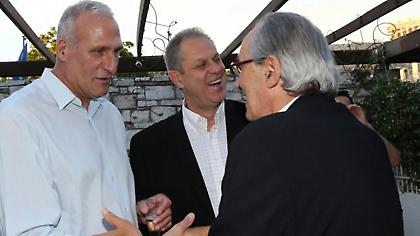 Καμπούρης: «Χάσαμε τον πατέρα μας»