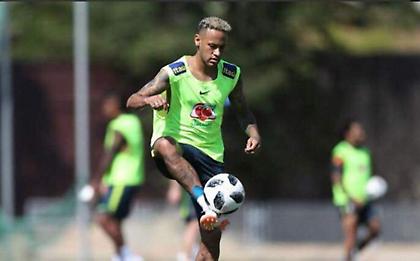 Μια χαρά ο Νεϊμάρ (video)