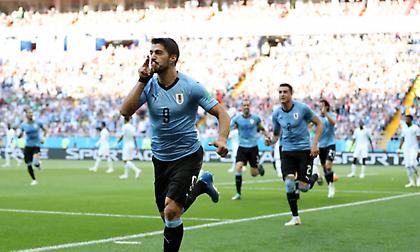 Έκανε... προπόνηση η Ουρουγουάη και προκρίθηκε στους «16»