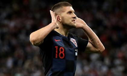 Λάθος του Καμπαγιέρο και ο Ρέμπιτς δίνει προβάδισμα στην Κροατία (video)