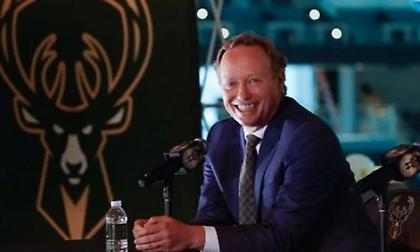 Μπακς: Γιάννης και Μπουντενχόλζερ… τα λένε στην Ελλάδα!