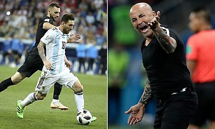 Ο Σαμπάολι άφησε τον Μέσι με τους… καρχαρίες (σκίτσο)