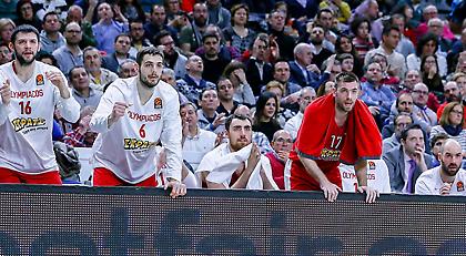 Μάντζαρης: «Μακάρι να μείνουν οι Έλληνες στον Ολυμπιακό»