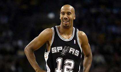 Μπρους Μπόουεν σε Καουάι: «Μας … δουλεύεις;»