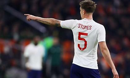 Αγριεμένη η Αγγλία, στρίμωξε από νωρίς τον Παναμά! (video)