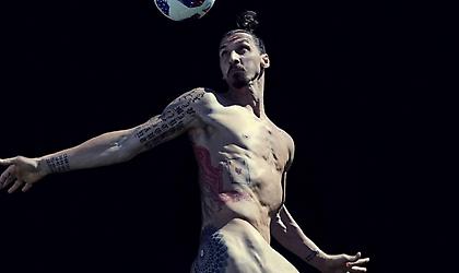 Η γυμνή φωτογράφιση του Ζλάταν και το τατού στα οπίσθια (pics)