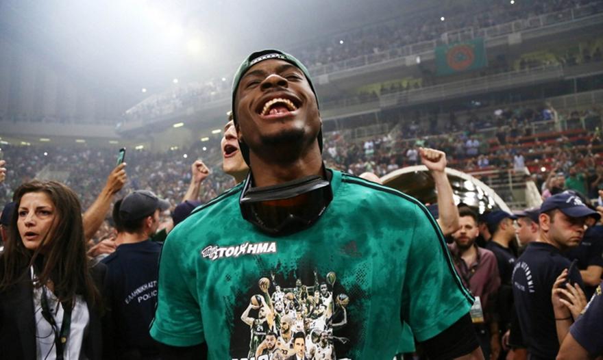 Με Θανάση Αντετοκούνμπο το σποτάκι για τα διαρκείας του Παναθηναϊκού (video)