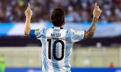 Τρεις παίκτες της Μπαρτσελόνα πέτυχαν το γκολ Νο 100 στα Μουντιάλ 2010, 2014 και 2018!